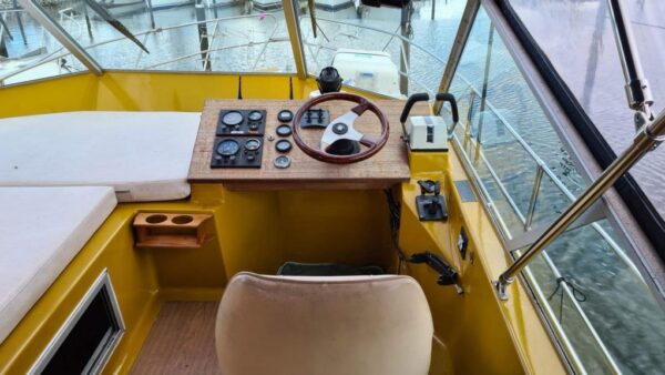 Fairline 32 Phantom - Image 11
