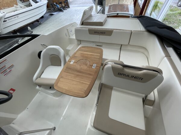 Bayliner VR5 Cuddy - Billede 2
