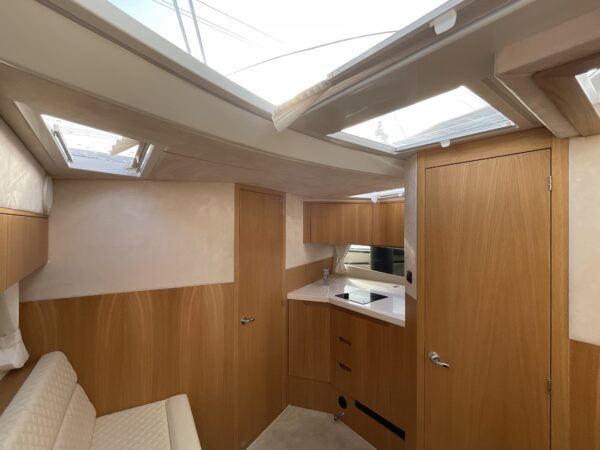 Galeon 335 HTS - Image 18