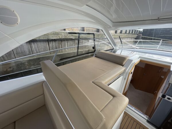 Galeon 335 HTS - Image 14