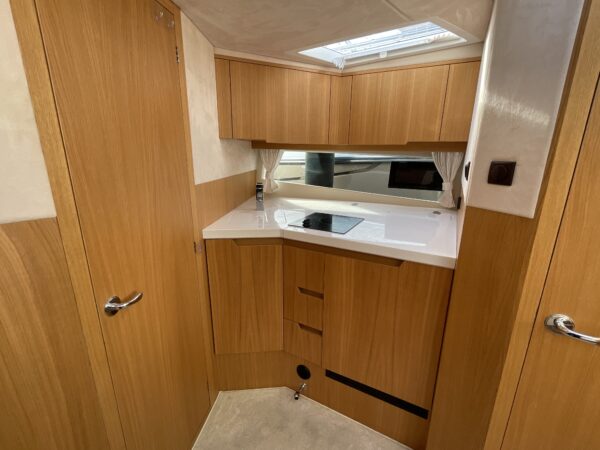 Galeon 335 HTS - Image 19