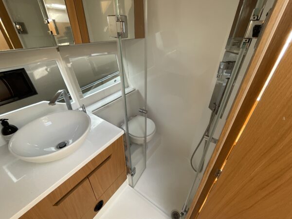 Galeon 335 HTS - Image 23