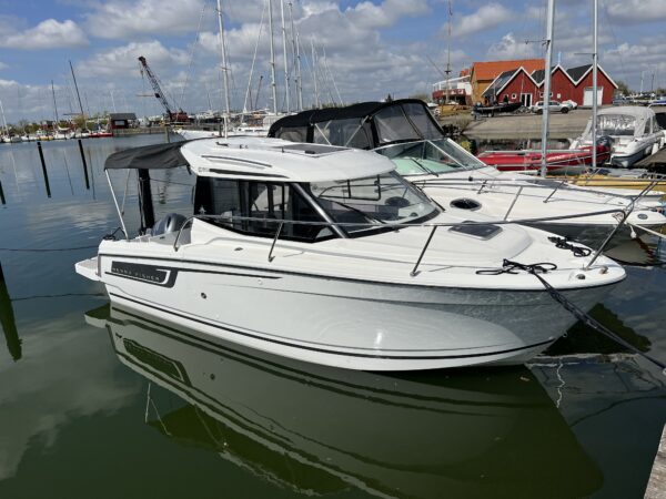 Jeanneau Merry Fisher 695