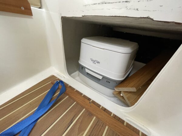 Quicksilver 540 Cruiser - Image 12