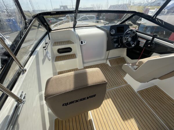 Quicksilver Activ 605 Cruiser - Image 10
