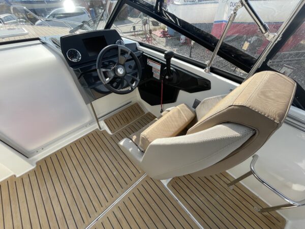 Quicksilver Activ 605 Cruiser - Image 9