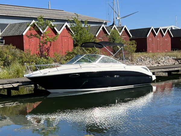 Sea Ray 235 weekender