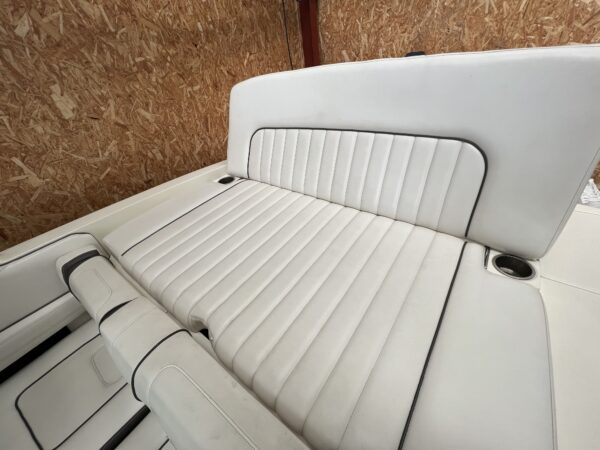 Sea Ray 220 Sun Sport - Image 9
