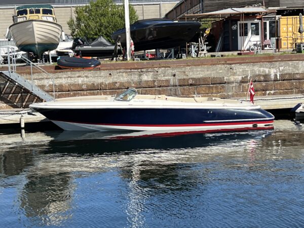 Chris Craft Corsair 28 Heritage Edition - Image 2