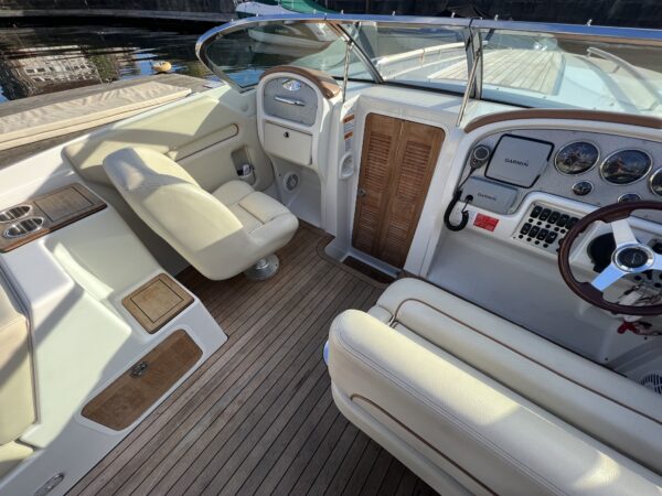 Chris Craft Corsair 28 Heritage Edition - Image 13