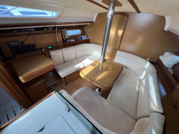 Jeanneau Sun Odyssey 36i - Image 21