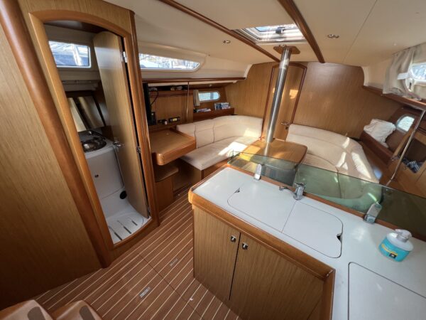Jeanneau Sun Odyssey 36i - Image 20