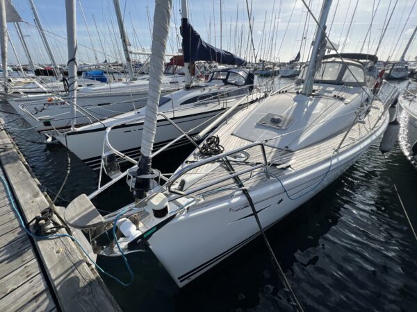 Jeanneau Sun Odyssey 36i - Image 3