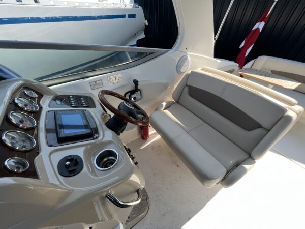 Chaparral 250 Signature - Image 5