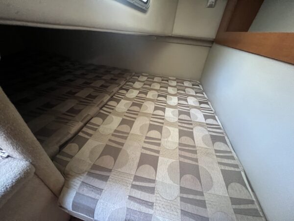 Chaparral 250 Signature - Image 12