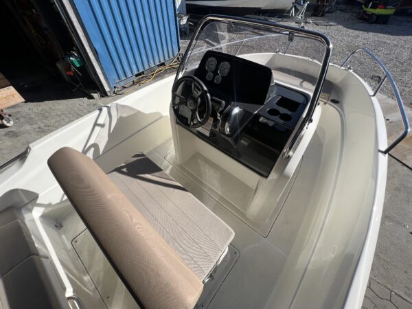 Quicksilver Activ 505 Open - Image 7