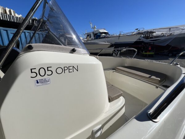 Quicksilver Activ 505 Open - Image 6