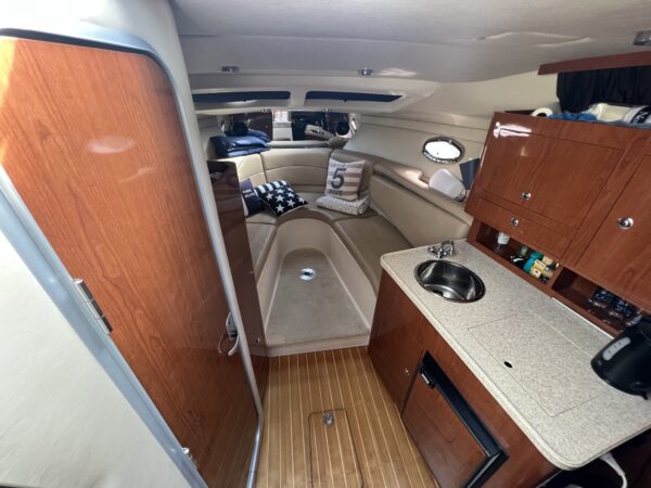 Regal 2860 Window Express - Image 14