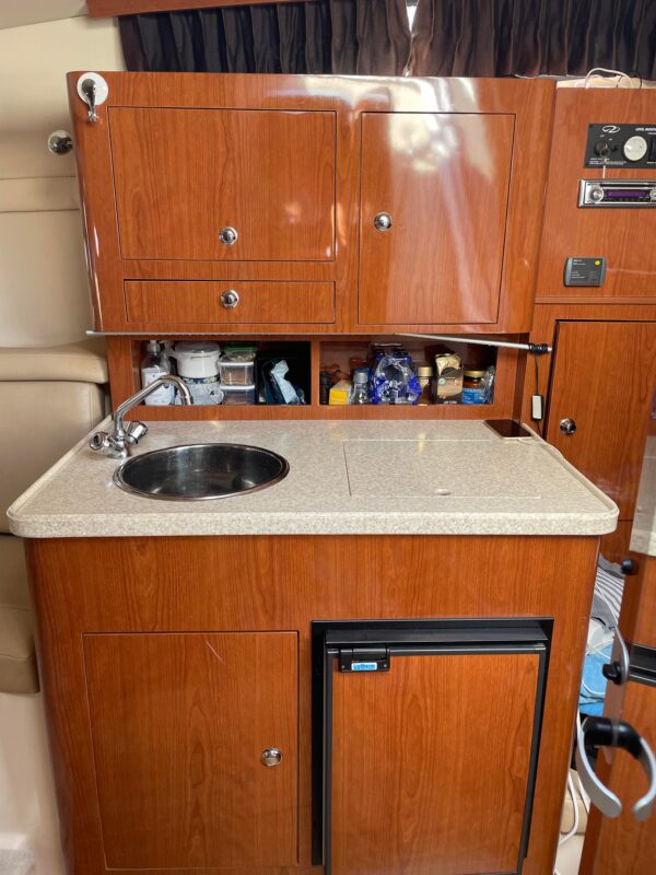 Regal 2860 Window Express - Image 8