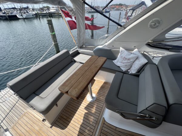 Bavaria 32 Sport - Image 12
