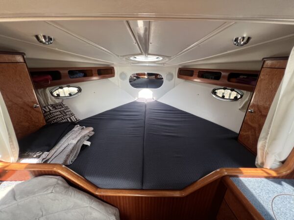 Bavaria 32 Sport - Image 22