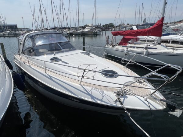 Bavaria 32 Sport - Image 4