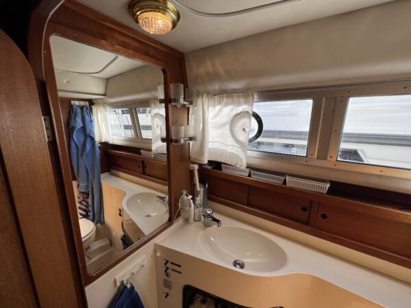 Fjord 1001 CB - Image 31
