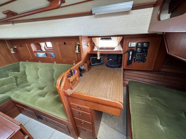 Hallberg Rassy 312 - Image 19