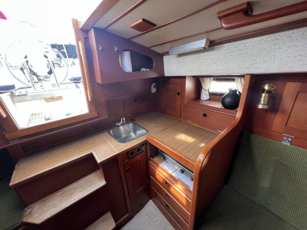 Hallberg Rassy 312 - Image 22