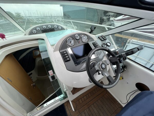 Fairline 30 Targa - Image 6