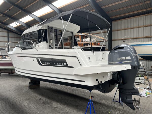 Jeanneau Merry Fisher 795