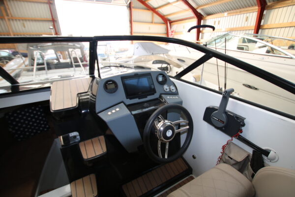 Coaster 600 DC - Image 8