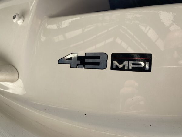 Sea Ray 185 Sport V6 - Image 4
