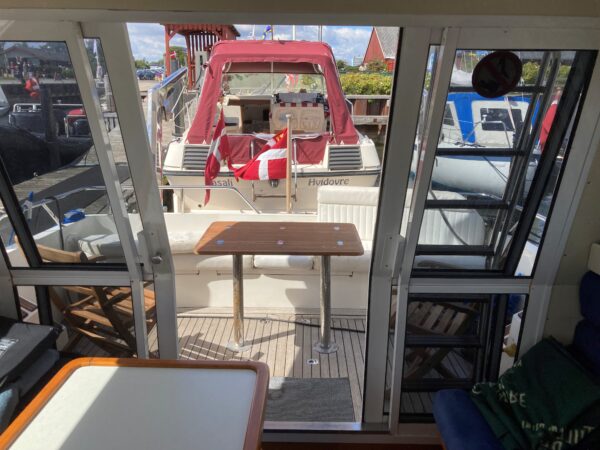 Sunseeker 35 Flybridge - Image 8