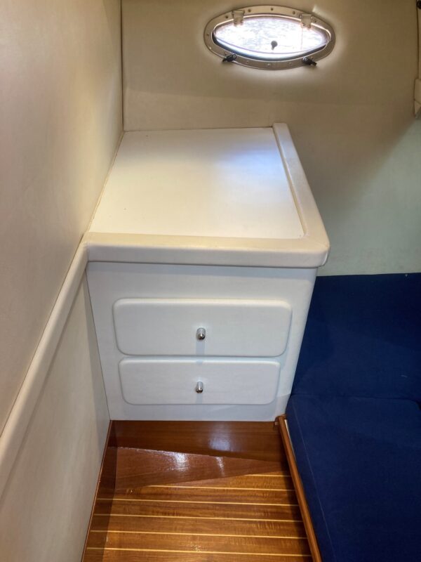 Sunseeker 35 Flybridge - Image 17