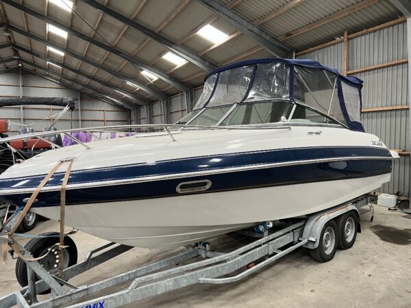 Four Winns 225 Sundowner - Image 2