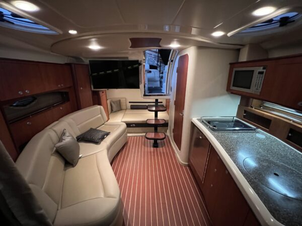 Monterey 355 Sport Yacht - Image 16