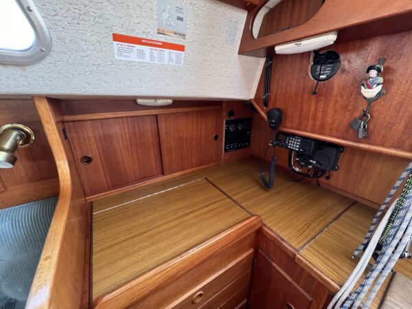 Hallberg Rassy 29 (HR 29) - Image 12
