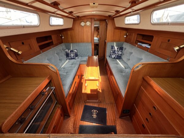 Hallberg Rassy 29 (HR 29) - Image 11