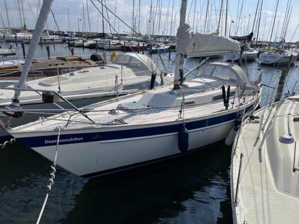 Hallberg Rassy 29 (HR 29)