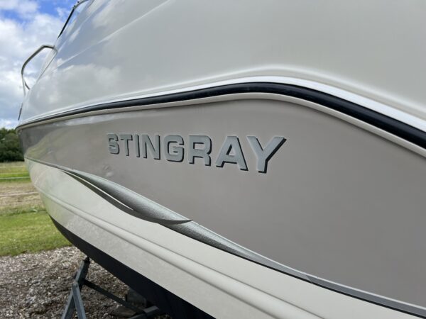 Stingray 240 CS - Image 6