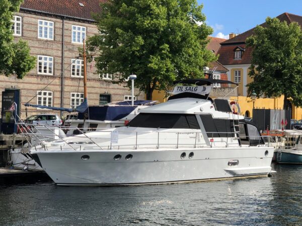 Italiensk Yacht 47 / Kajplads i KBH Centrum