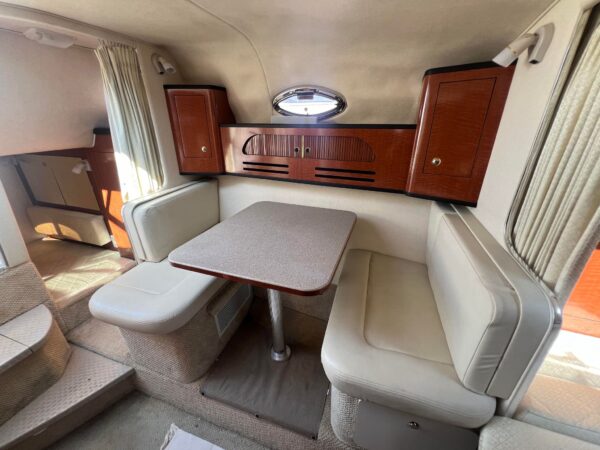 Sea Ray 315 Sundancer - Image 16