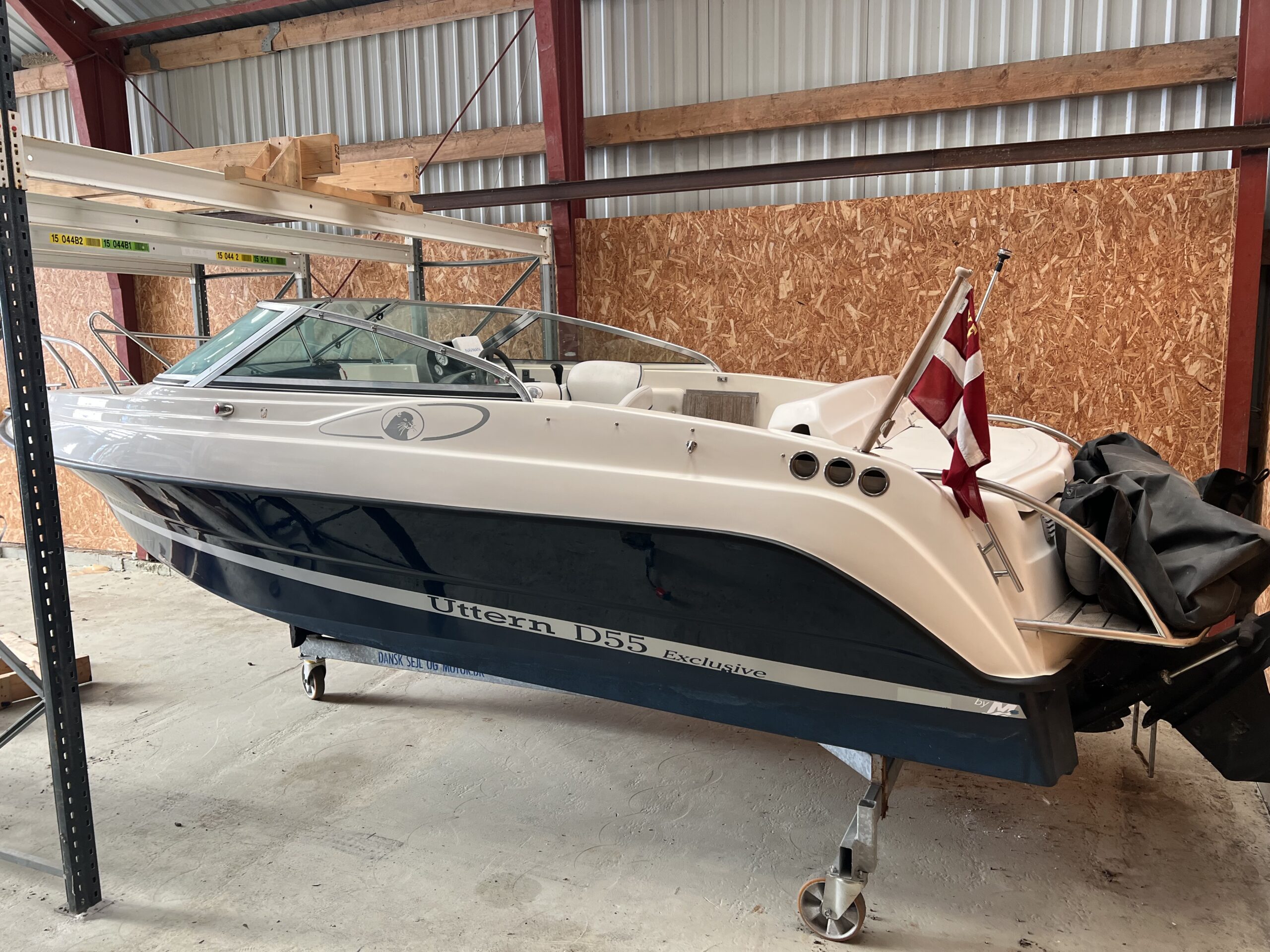Uttern 55DC m/ Mercruiser 3,0L