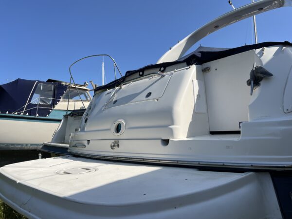 Sea Ray 315 Sundancer - Image 3