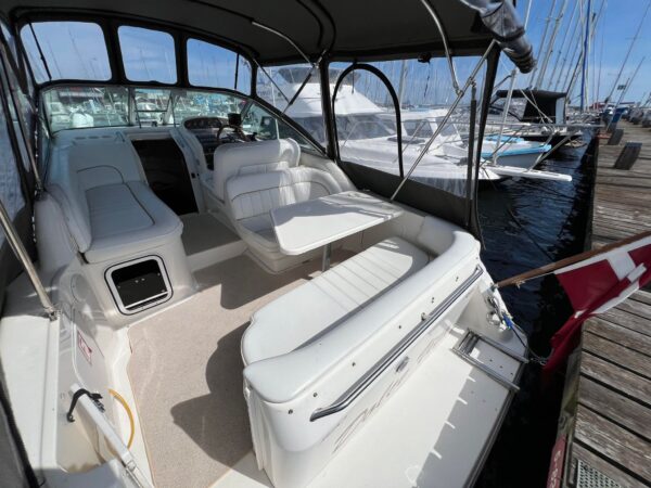 Sea Ray Sundancer 270 - Image 4