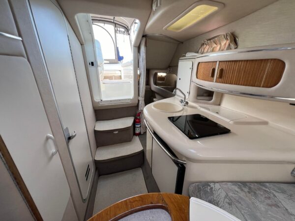 Sea Ray Sundancer 270 - Image 19