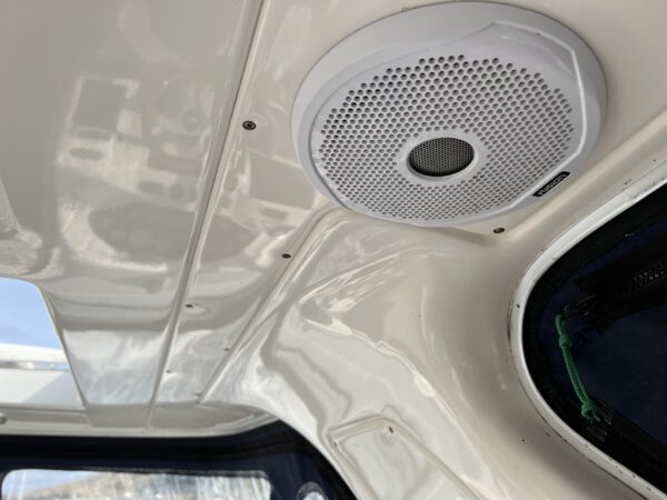 Bavaria 34 Sport HT - Image 16