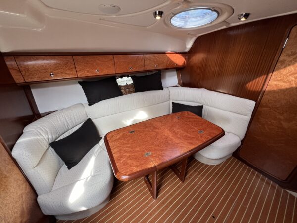Bavaria 34 Sport HT - Image 18