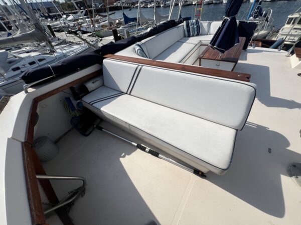 Bayliner 4050 Bodega - Image 12